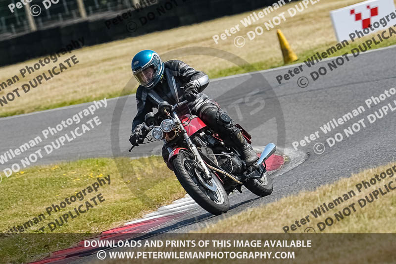 cadwell park;cadwell park photographs;cadwell trackday photographs;enduro digital images;event digital images;eventdigitalimages;peter wileman photography;racing digital images;trackday digital images;trackday photos